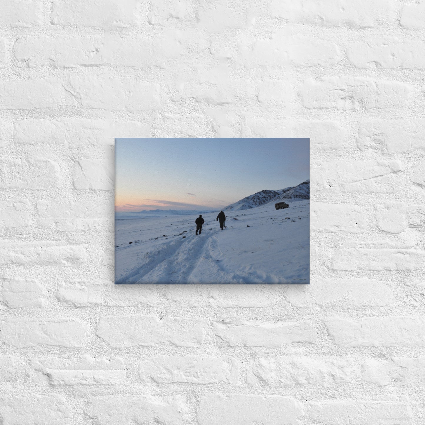 Canvas, photo of jeep in snow in Mongolia 283